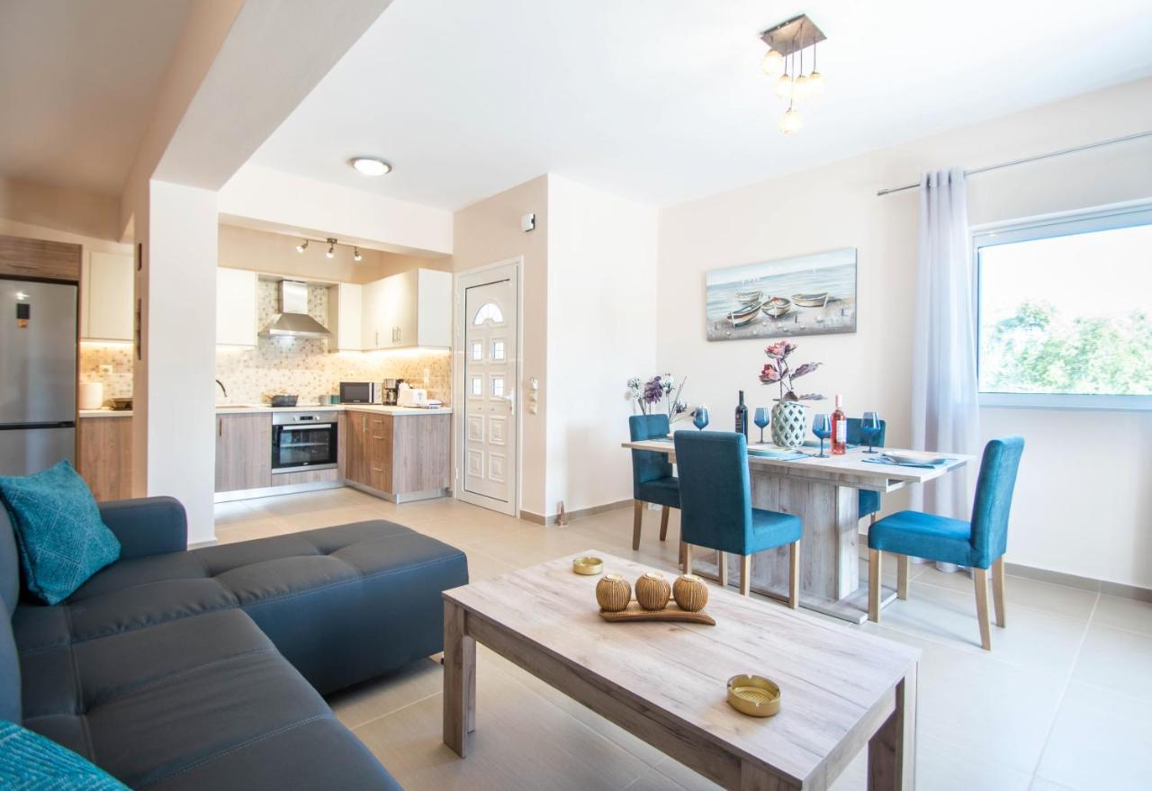 Tina'S Suite By "Elite" Planos  Luaran gambar
